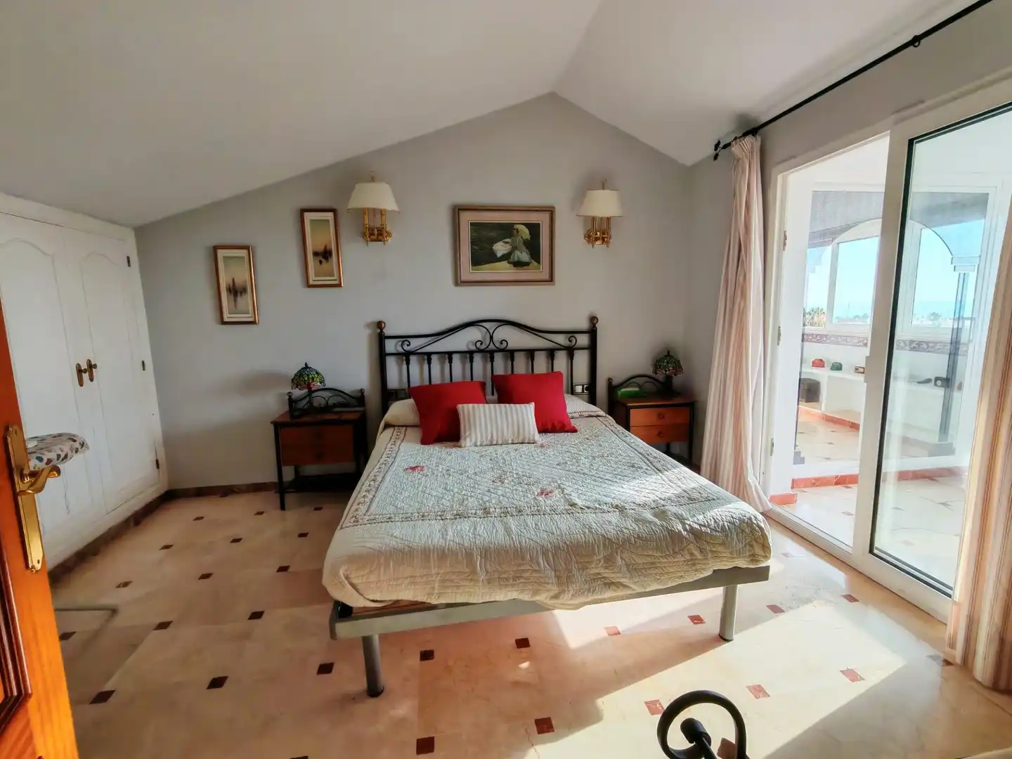 Dormitori de Dúplex en venda en La Carihuela - Los Nidos