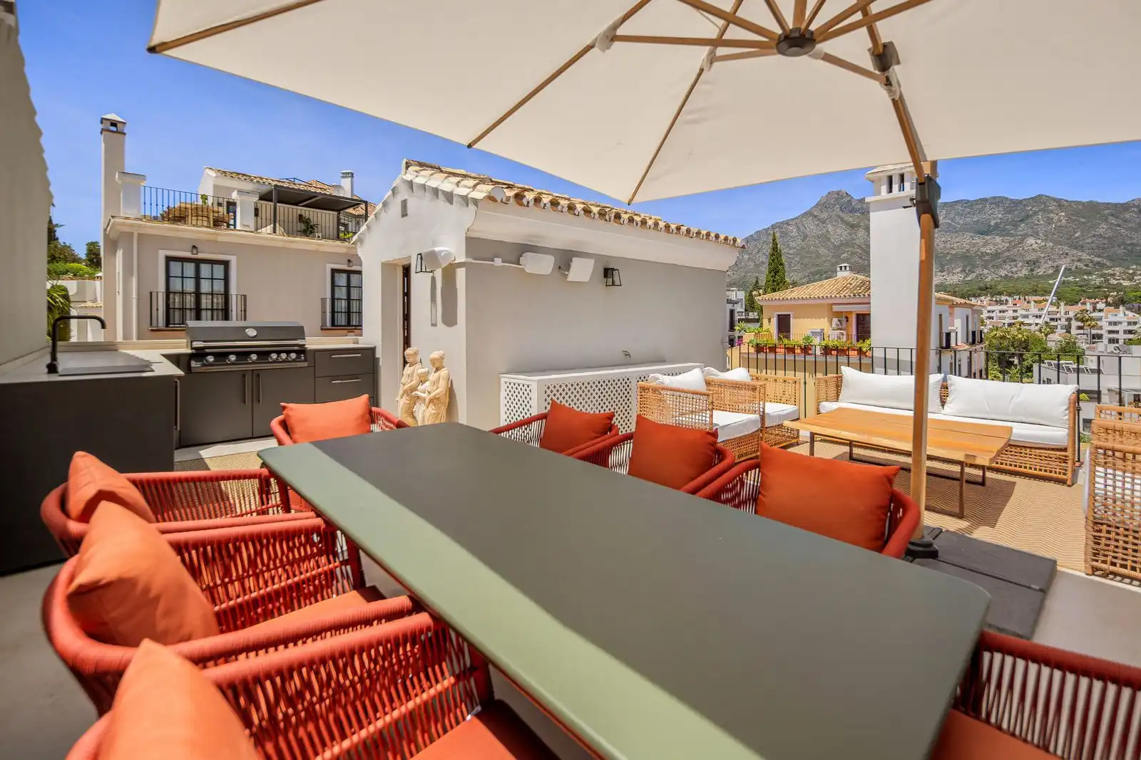 Reihenhaus mit Pool zum Verkauf in Urbanización Marbella Hill Club 19, imagen 15