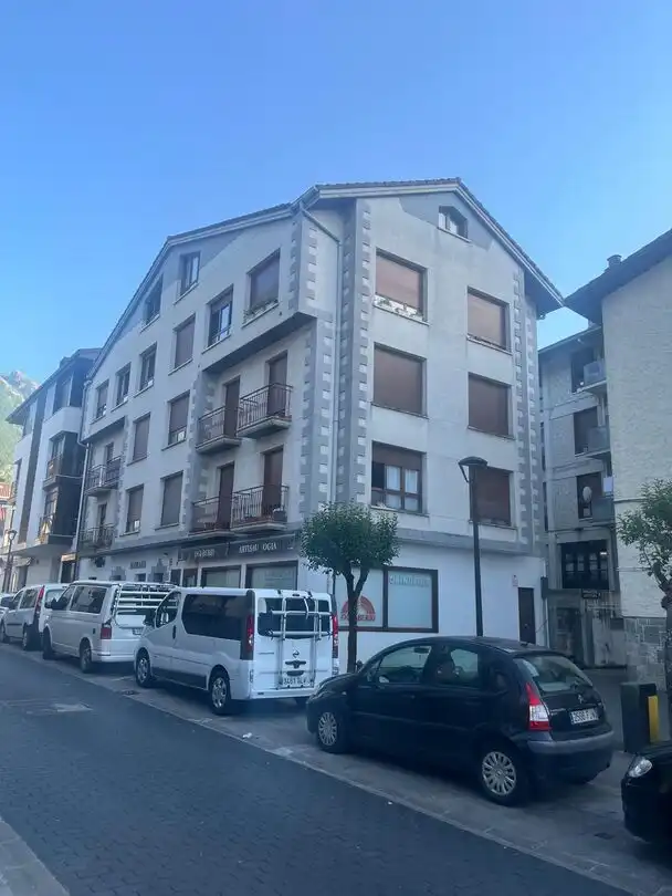 Exterior view of Flat for sale in Amezketa  with Heating, Storage room and Balcony