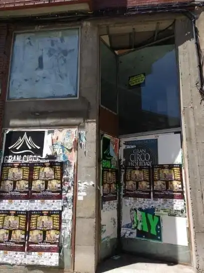 Local comercial en venda a Centro, imagen 2