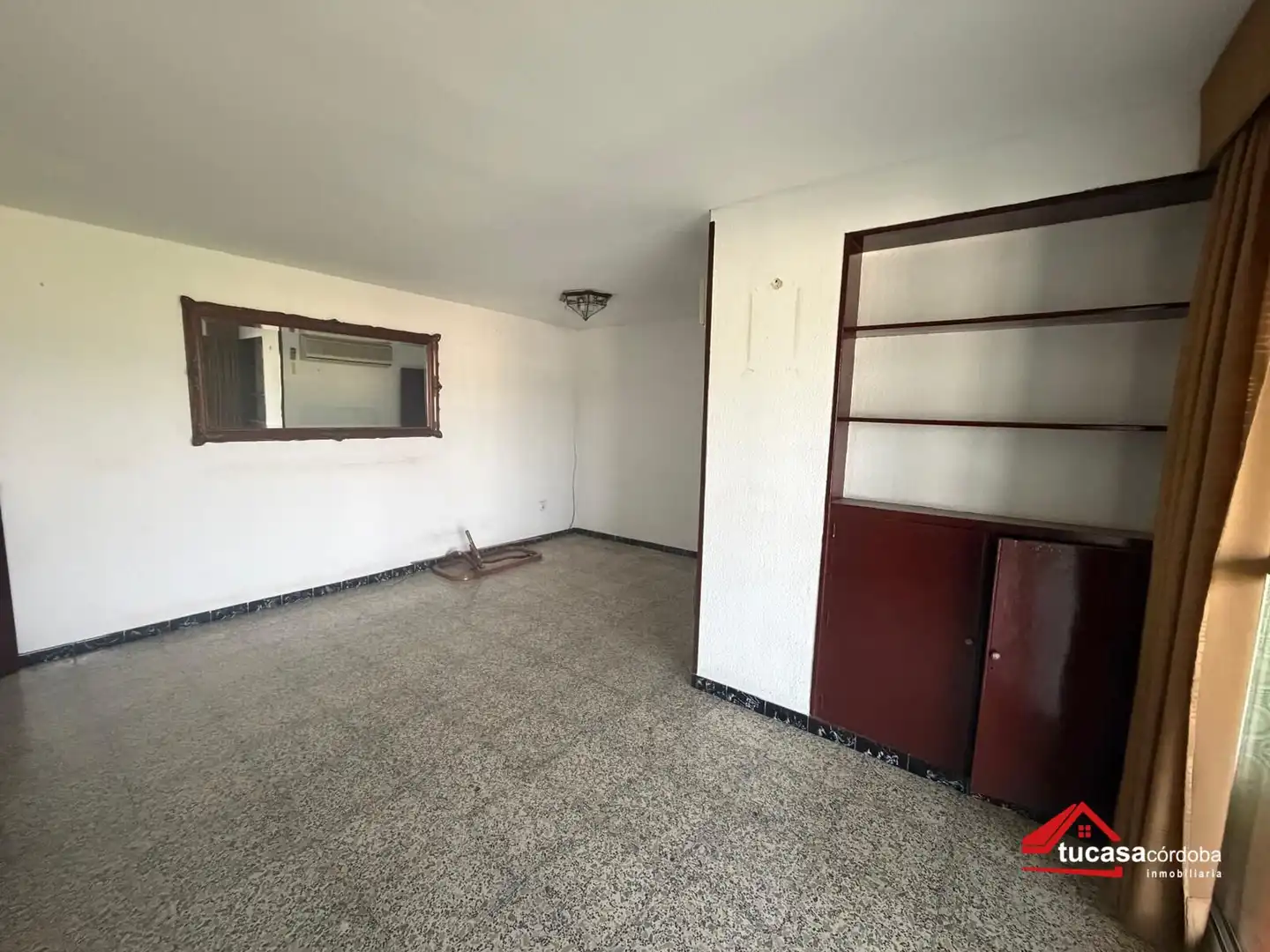 Sala de estar de Piso en venta en Córdoba con Aire acondicionado y Balcón