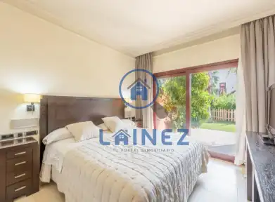 Habitación de Casa o chalet en venta en Marbella