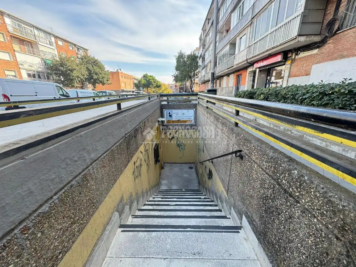 Exterior view of Flat for sale in Madrid  with Heating, Parquet flooring and Terrace