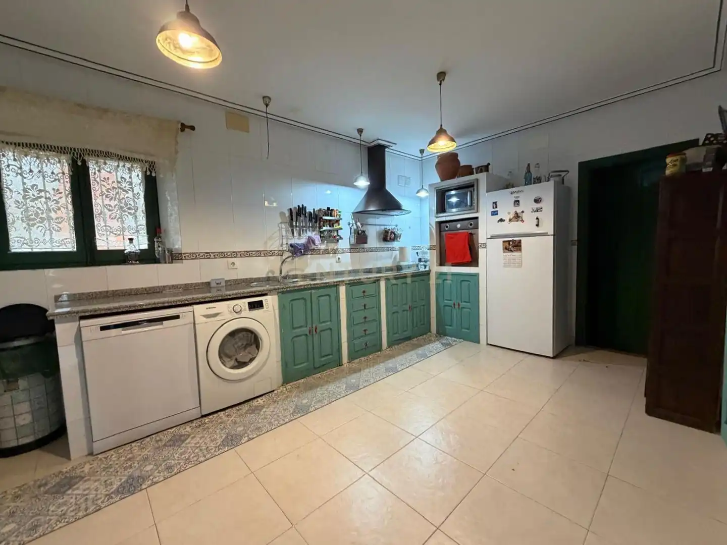 Cocina de Casa o chalet en venta en Madroñera con Jardín privado, Horno y Lavadora