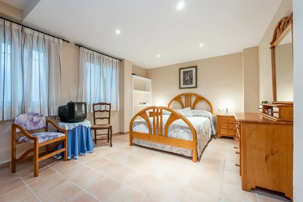 Piso con terraza en venta en Calle Calle Almona Vieja 7, imagen 4