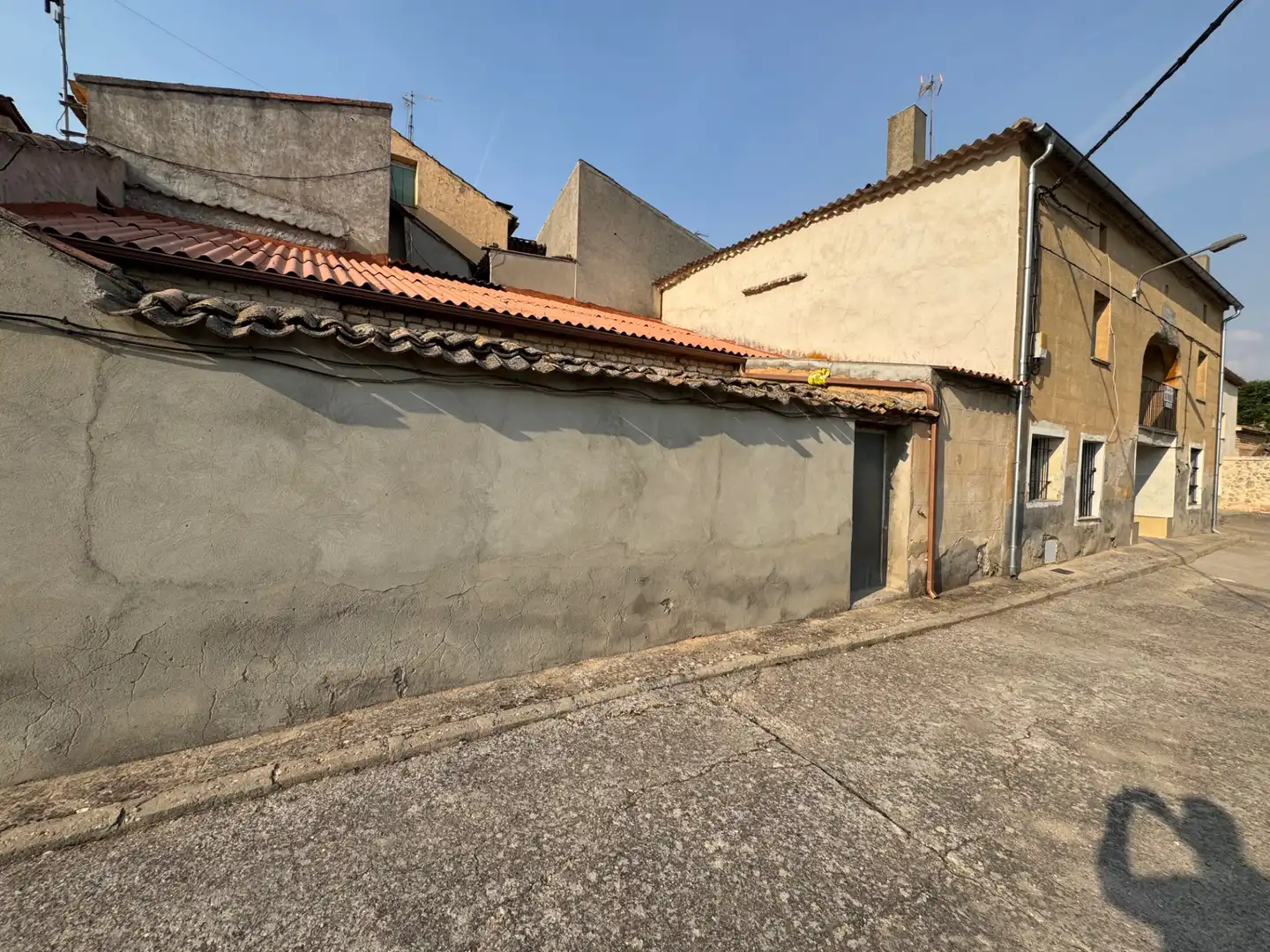 Vista exterior de Finca rústica en venda en Amusquillo amb Calefacció, Terrassa i Traster