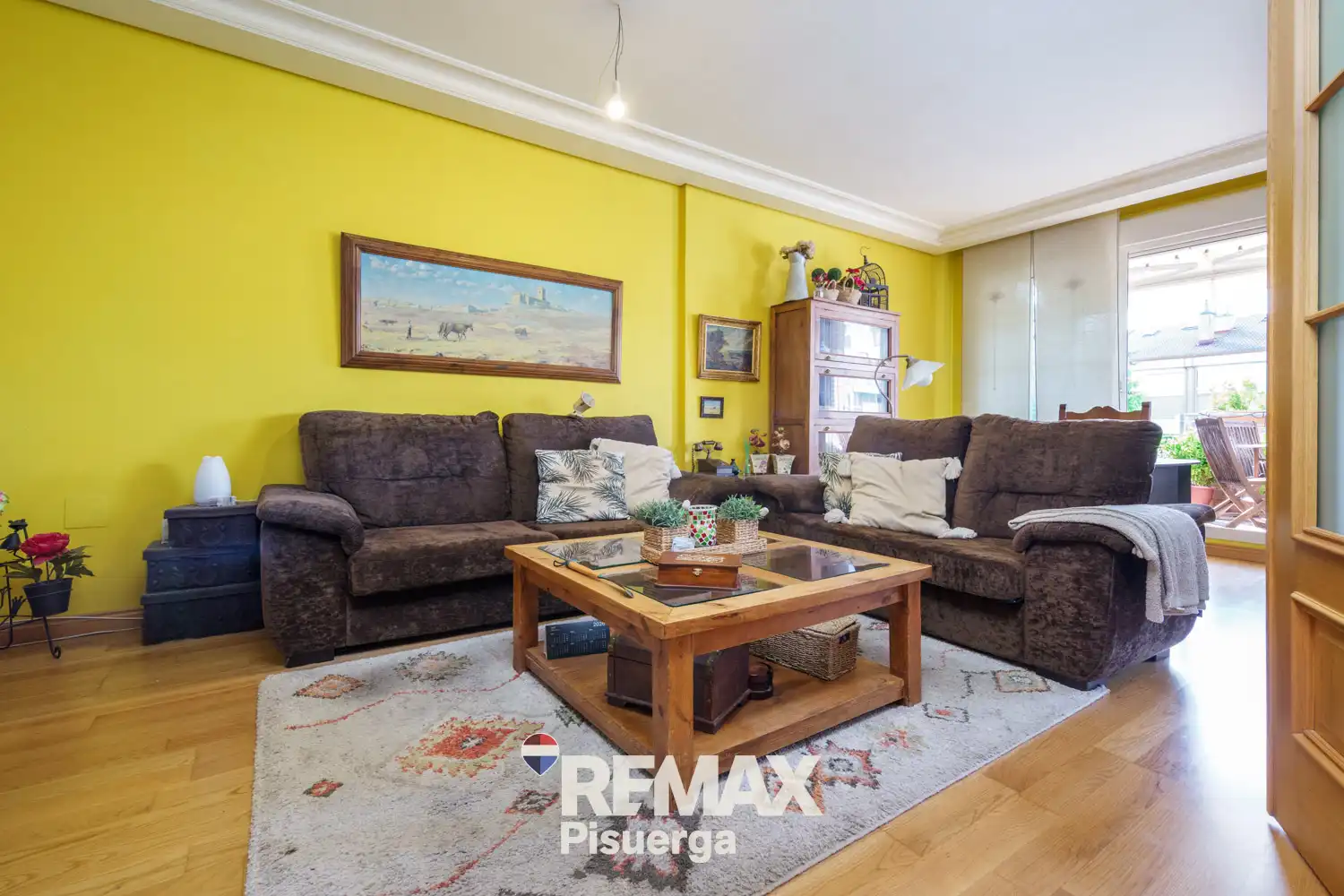Sala d'estar de Casa o xalet en venda en Valladolid amb Aire condicionat, Calefacció i Jardí privat