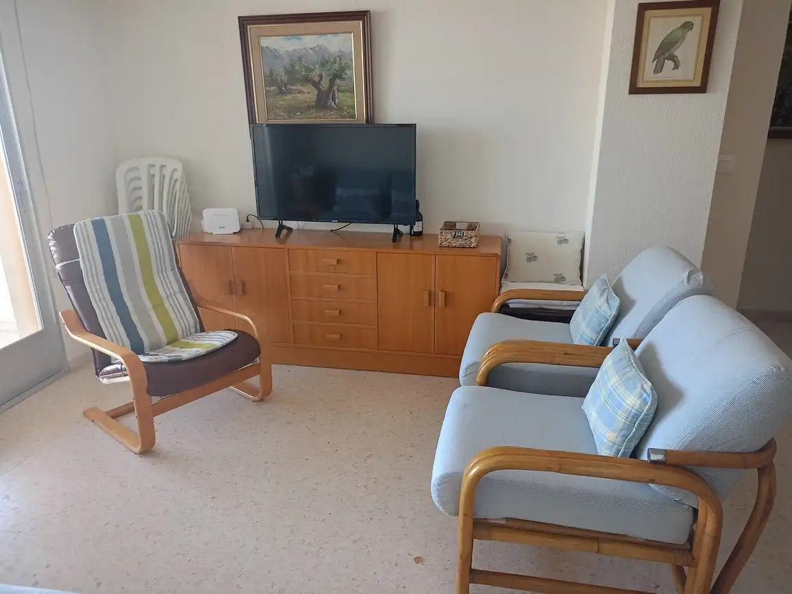 Sala d'estar de Apartament de lloguer en Gandia amb Aire condicionat, Terrassa i Moblat