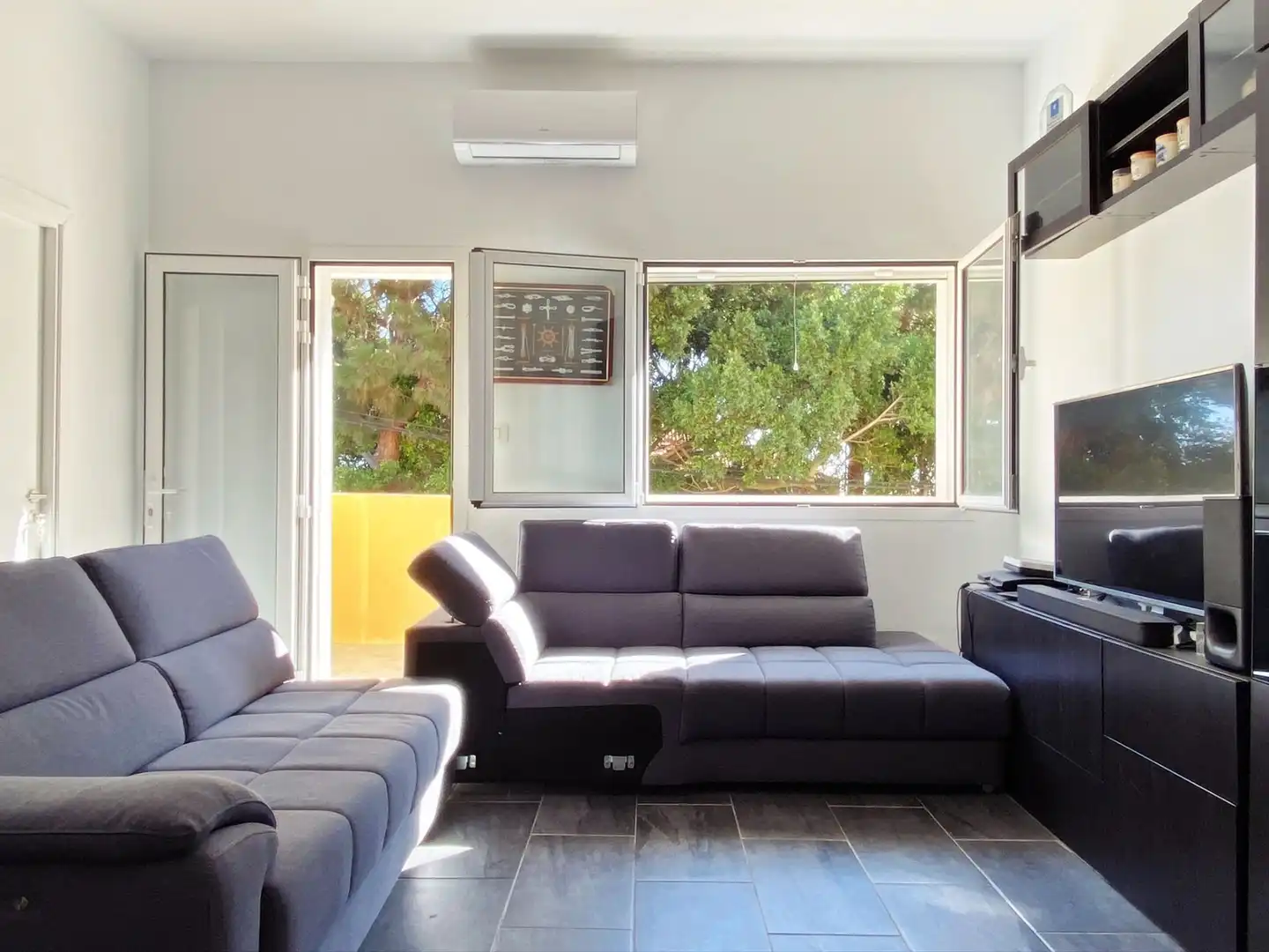 Living room of Flat for sale in Santa Brígida  with Air Conditioner, Private garden and Storage room