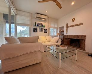 Living room of Flat for sale in Palafrugell  with Air Conditioner, Heating and Terrace