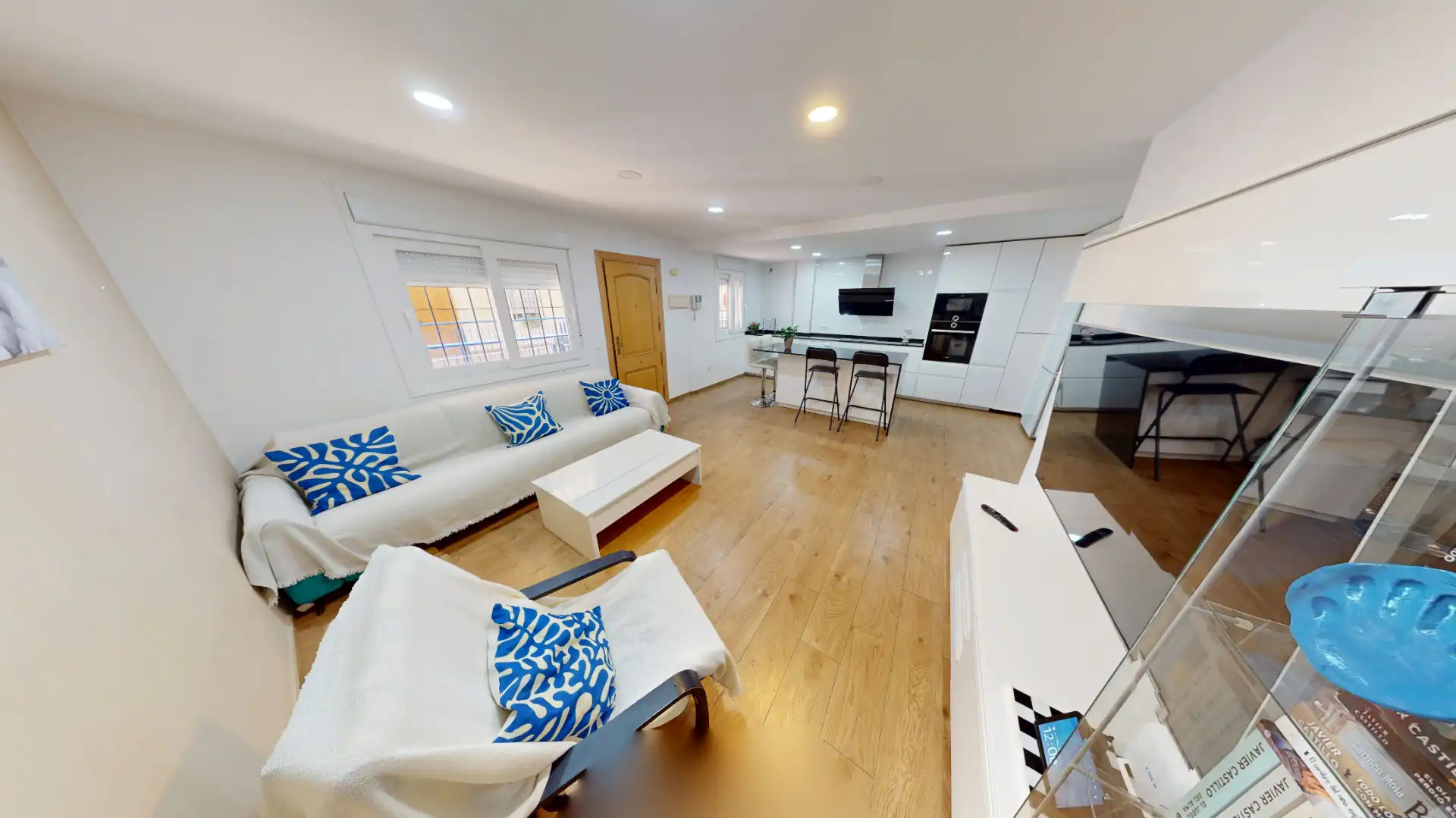Sala de estar de Piso en venta en Torremolinos con Aire acondicionado, Calefacción y Trastero