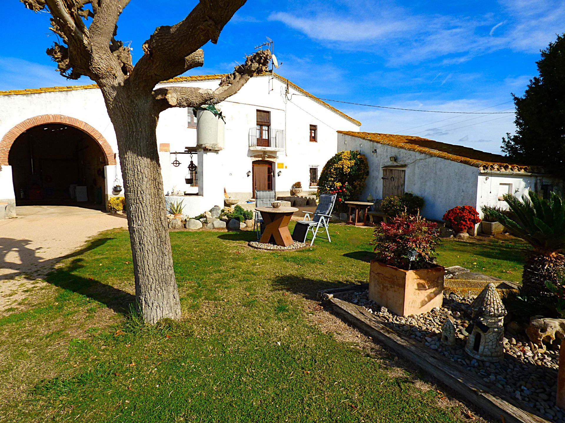 Garden of Country house for sale in Sils  with Furnished