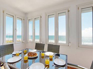 Apartment with balcony to rent in Avenida de San Bartolomé de Tirajana 20