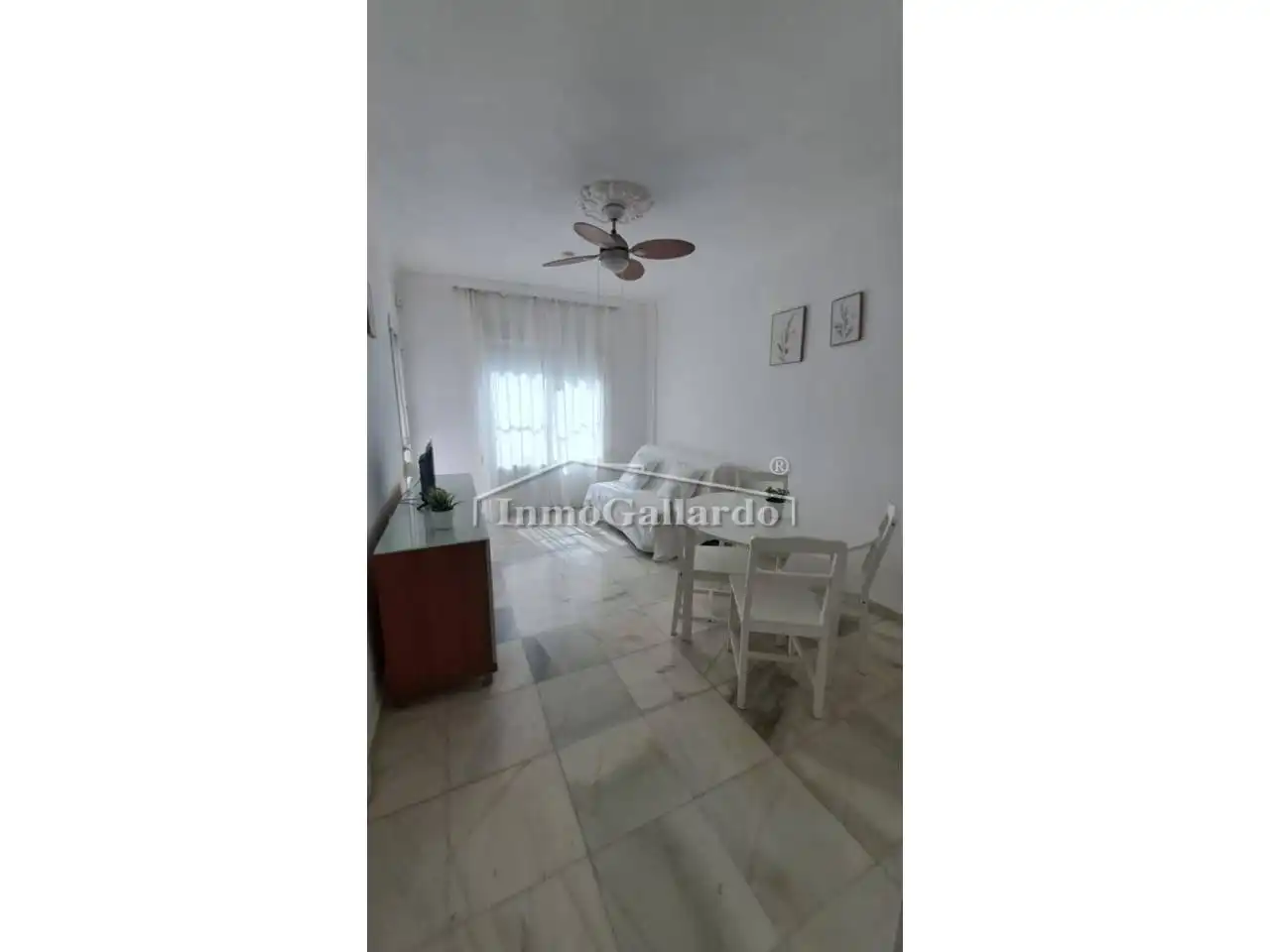 Habitación de Apartamento de alquiler en Rincón de la Victoria con Terraza, Amueblado y Piscina comunitaria