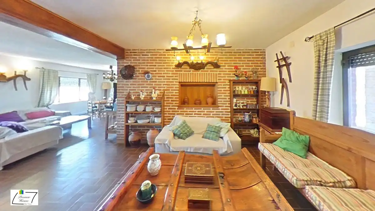 Sala de estar de Casa o chalet en venta en Muñogrande con Calefacción, Jardín privado y Trastero