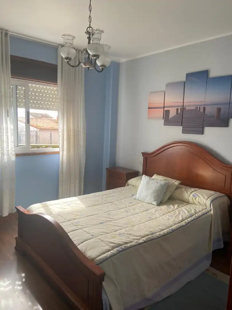 Bedroom of Flat for rent in Cangas   with Terrace, Furnished and Oven