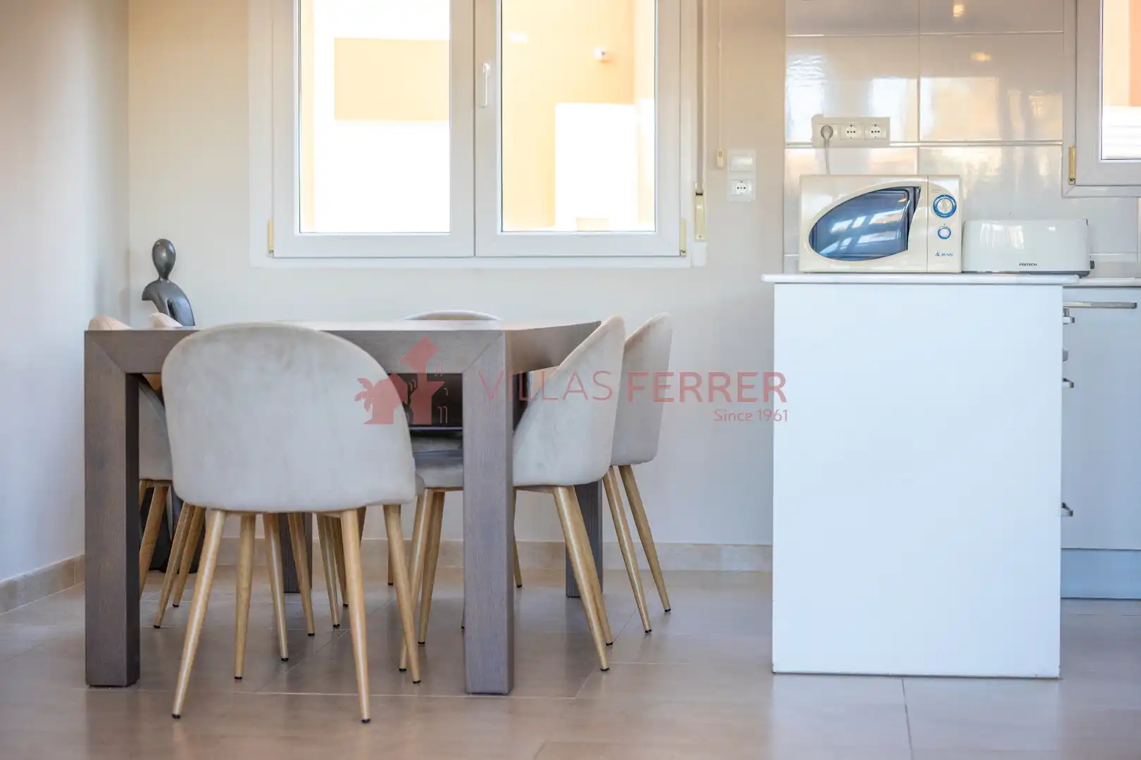 Dining room of Flat for sale in Dénia  with Air Conditioner, Terrace and Furnished