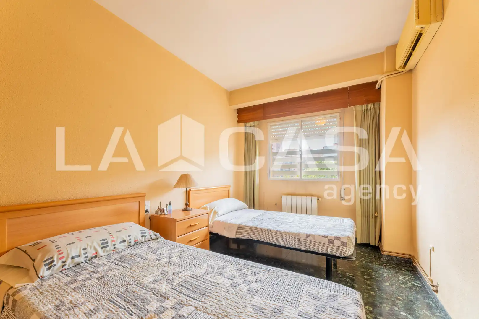 Piso con terraza en venta en Plaça de Fra Lluís Colomer, imagen 26