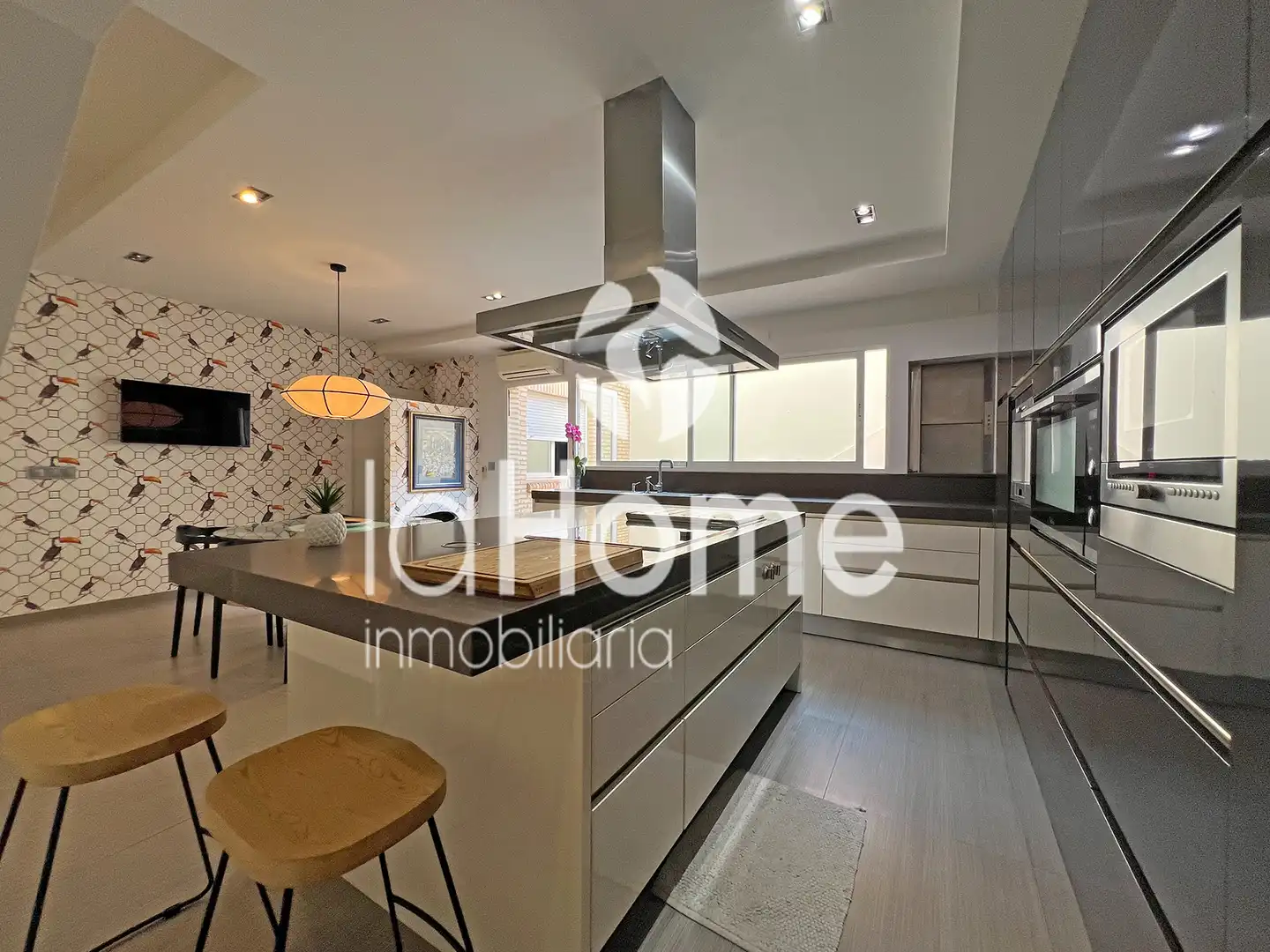 Casa aparellada amb terrassa en venda a Mas Camarena, imagen 26