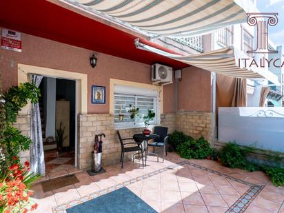 Terrassa de Casa adosada en venda en Bormujos amb Calefacció i Balcó