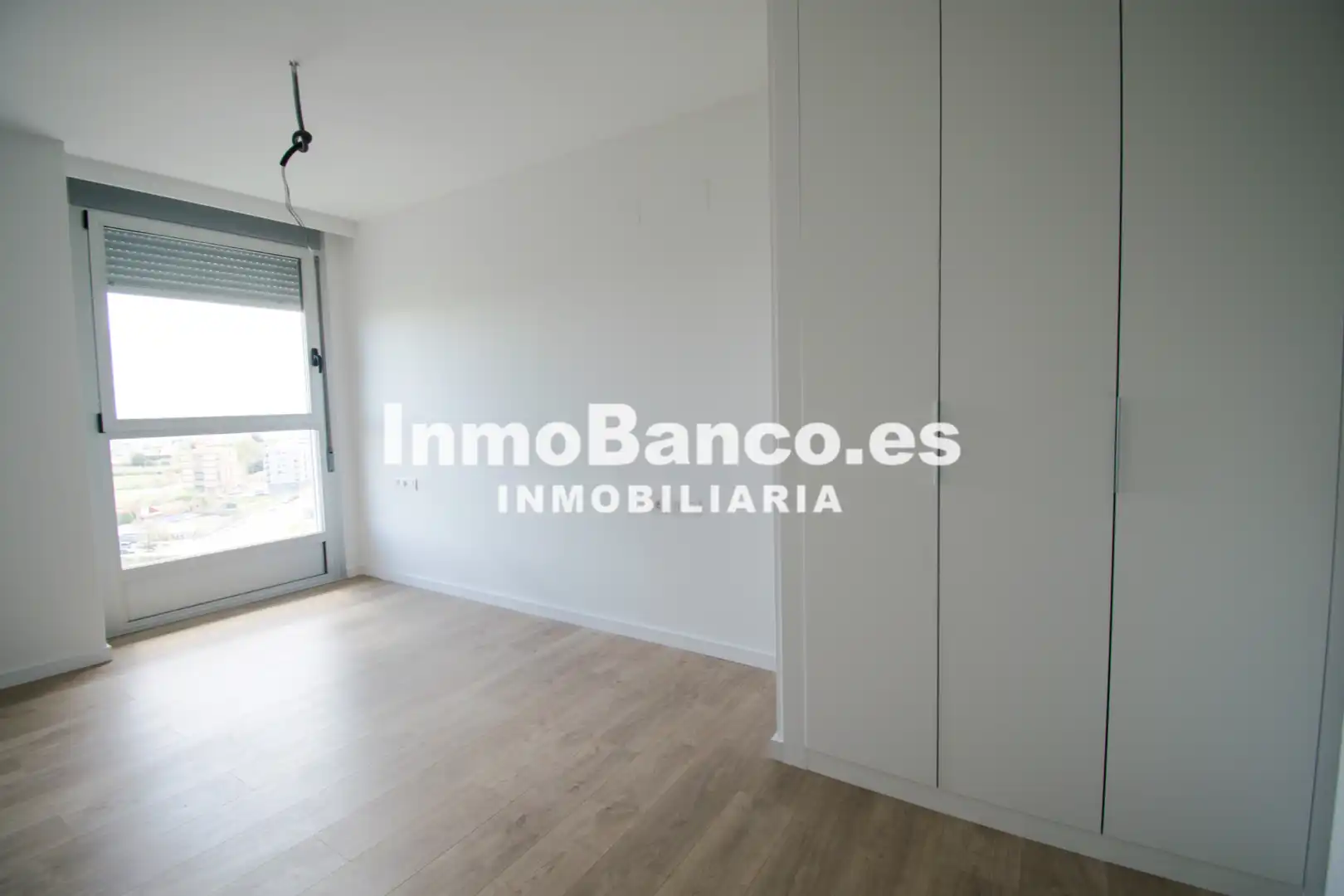 Bedroom of Flat for rent in Valencia  with Air Conditioner, Heating and Storage room