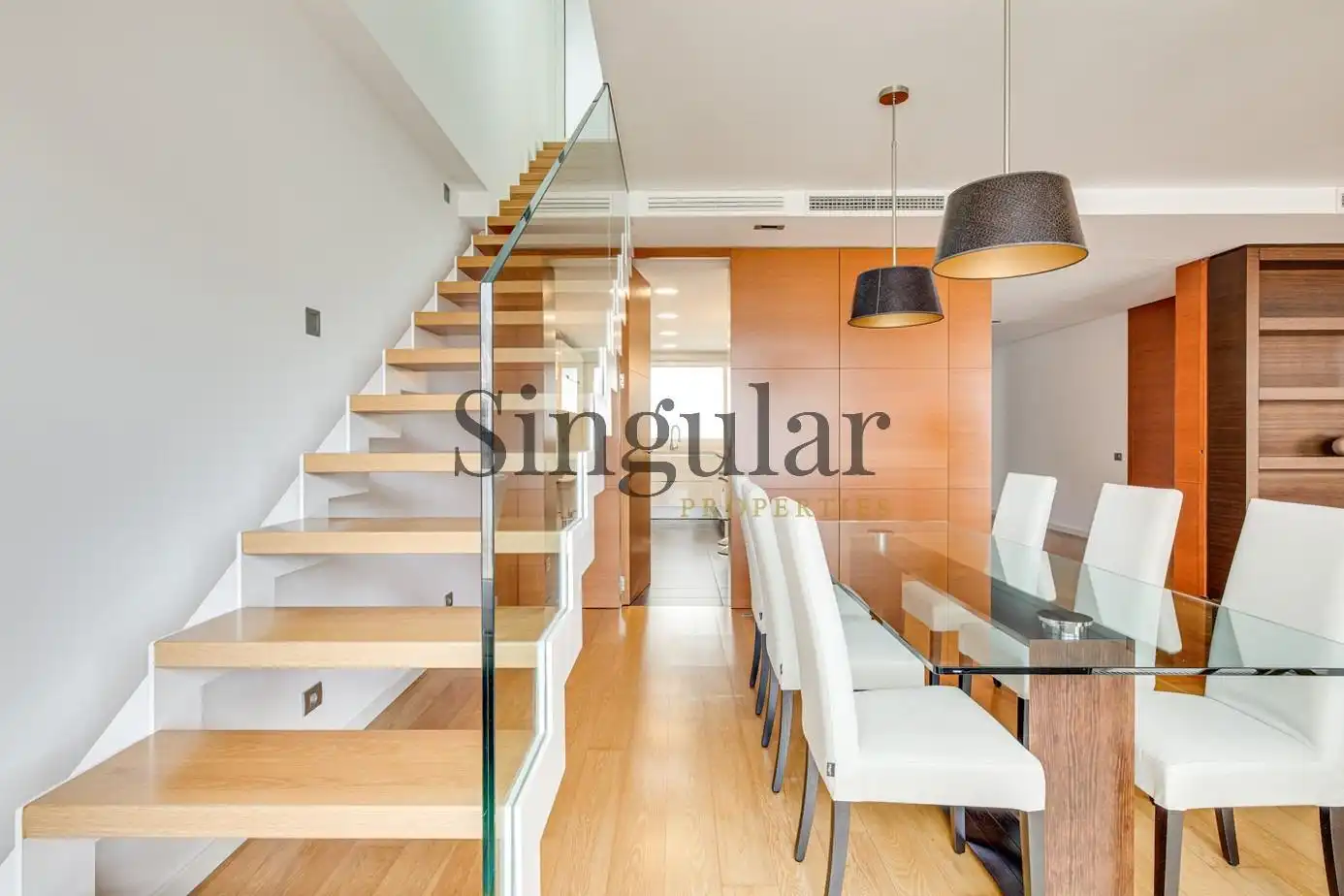 Comedor de Ático en venta en Barcelona con Calefacción, Parquet y Terraza