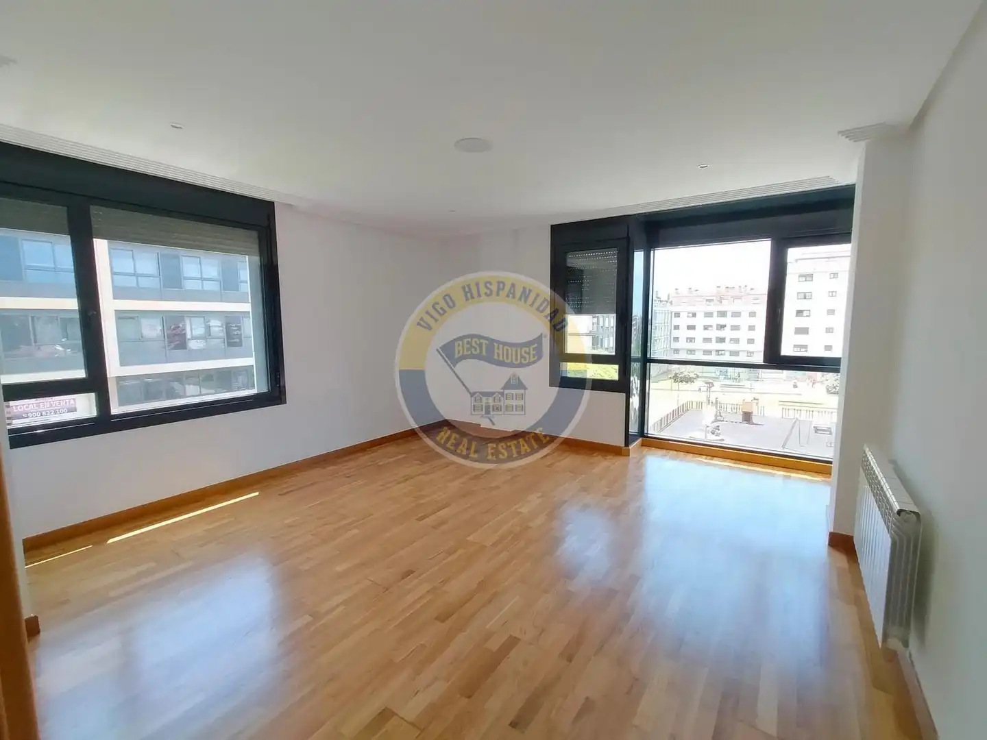 Living room of Flat for sale in Vigo   with Heating and Storage room