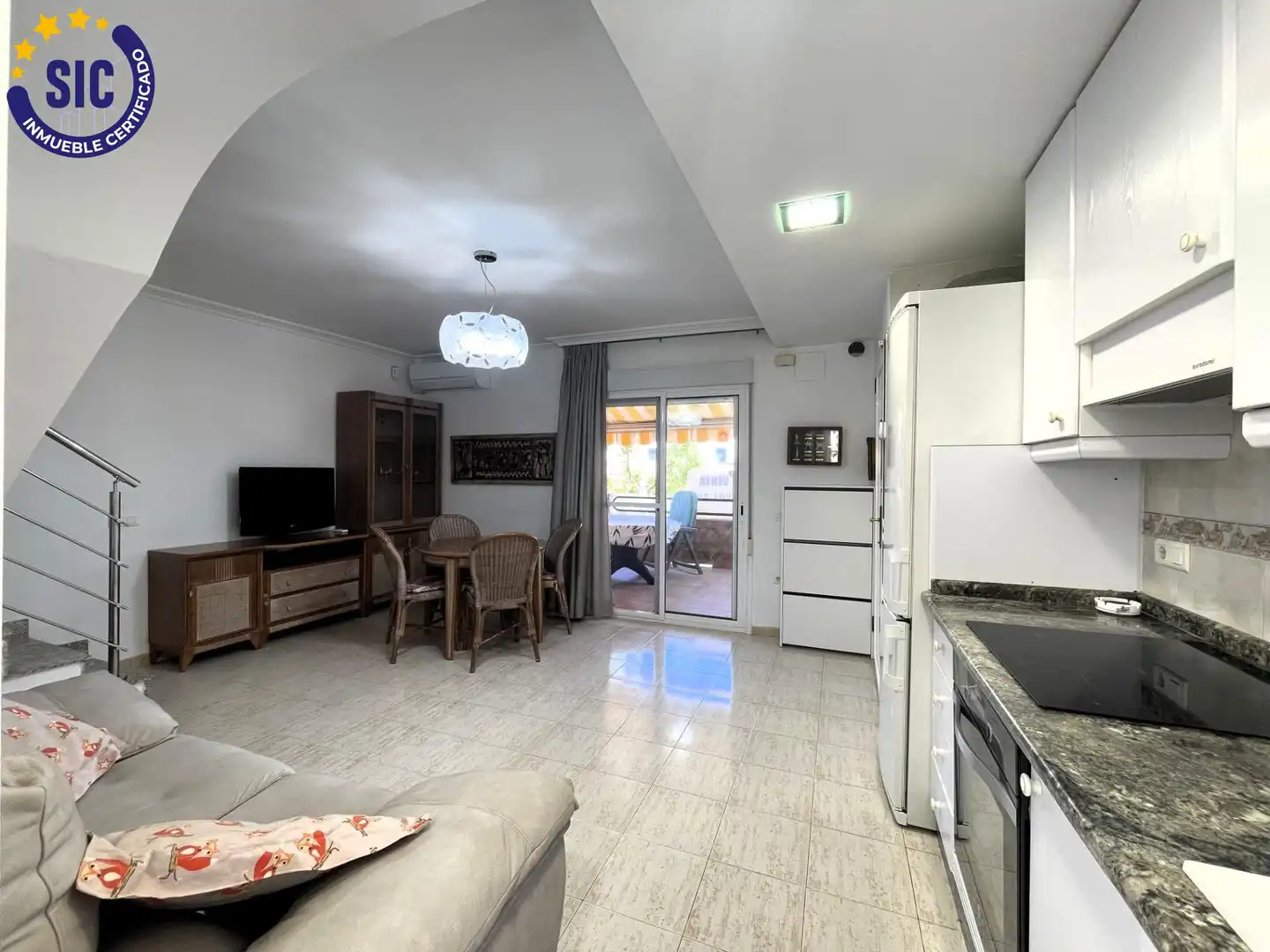 Sala de estar de Casa adosada en venta en Oropesa del Mar / Orpesa con Aire acondicionado, Calefacción y Terraza
