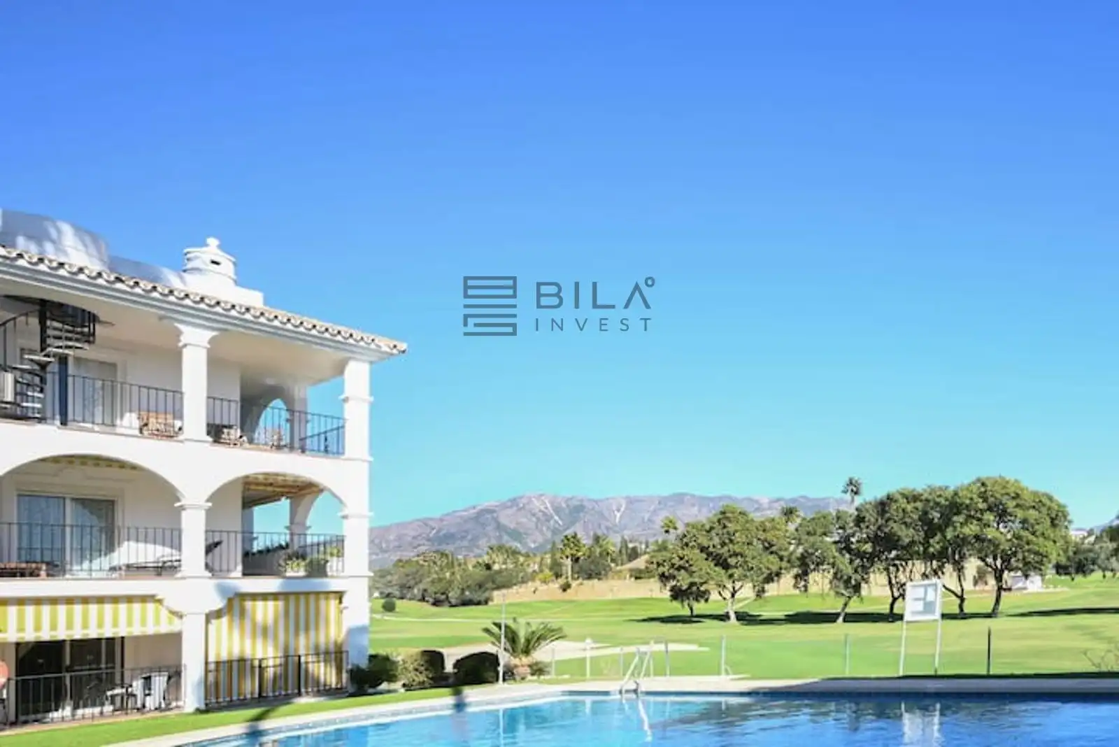 Flat for sale in La Siesta, Mijas Golf