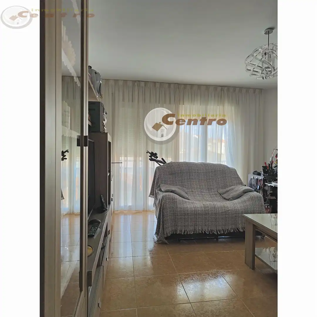 Sala de estar de Piso en venta en Albacete con Calefacción y Balcón