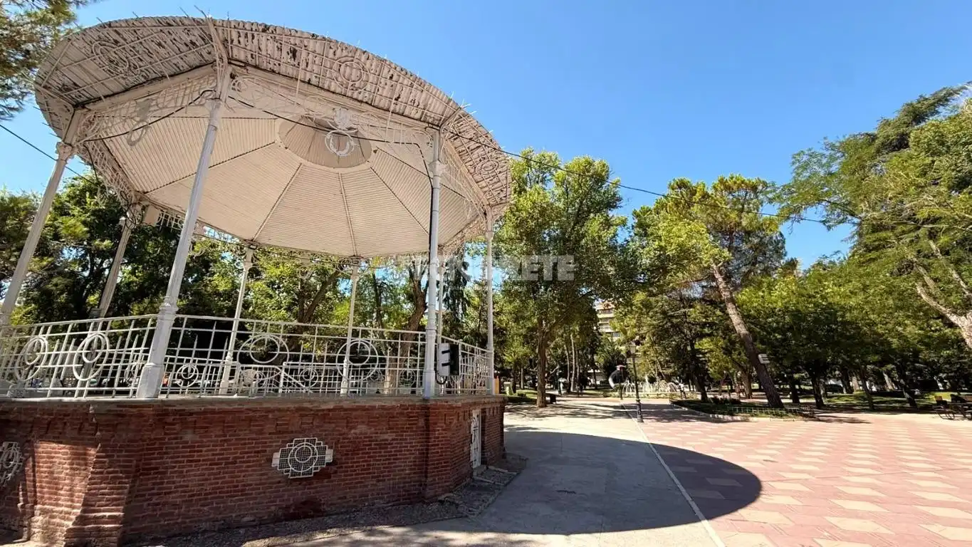 Pis amb terrassa en venda a Casco Histórico