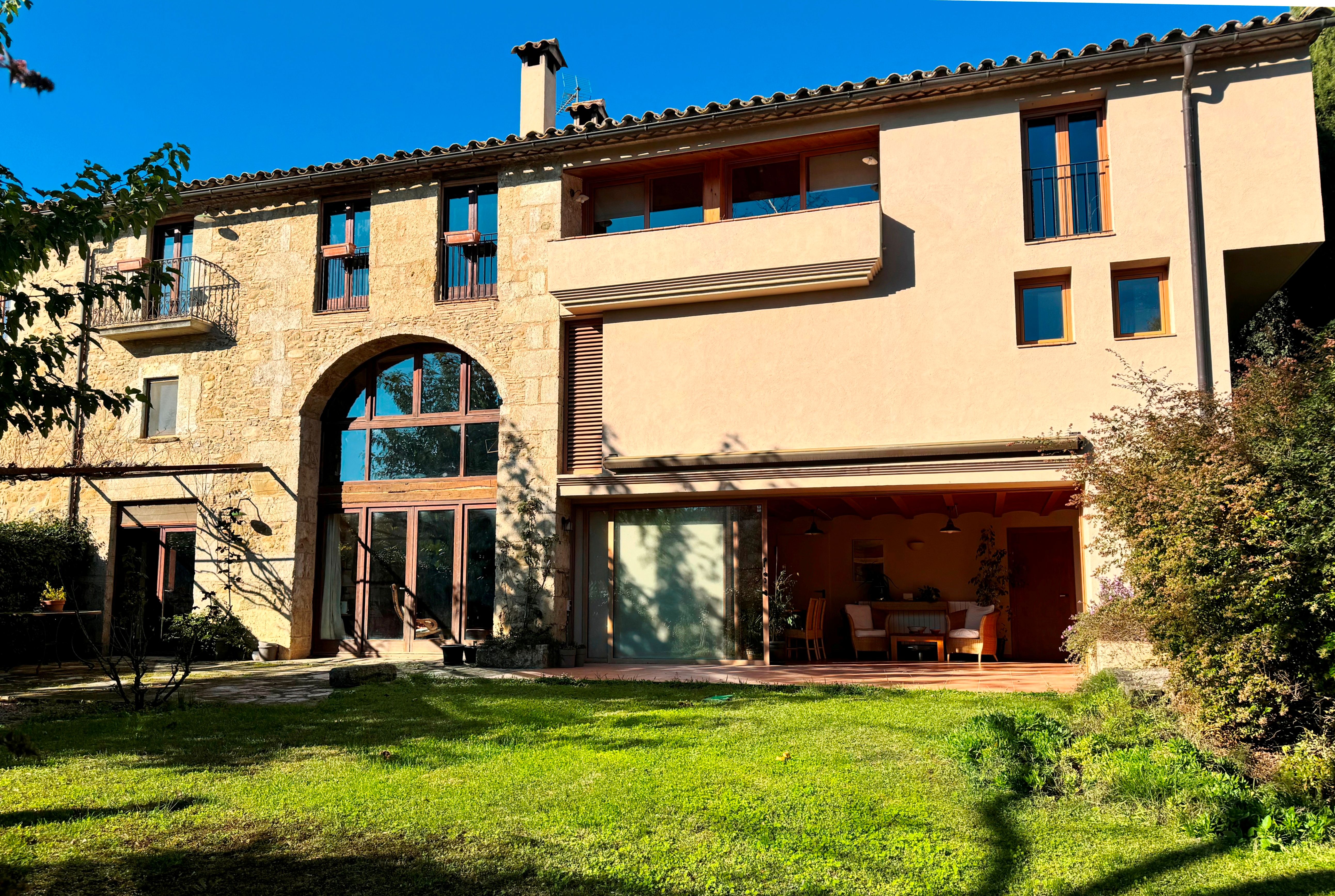 Exterior view of House or chalet for sale in Palol de Revardit  with Heating, Private garden and Parquet flooring