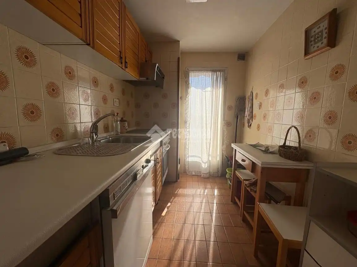 Cuina de Pis en venda en Madrid amb Parquet i Balcó