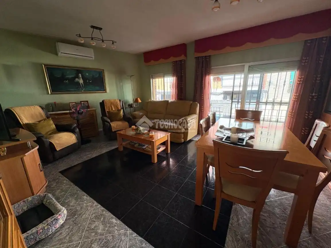 Sala d'estar de Pis en venda en Getafe amb Aire condicionat, Calefacció i Terrassa