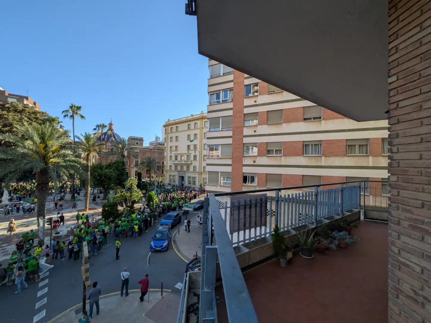 Vista exterior de Piso en venta en Castellón de la Plana / Castelló de la Plana con Terraza