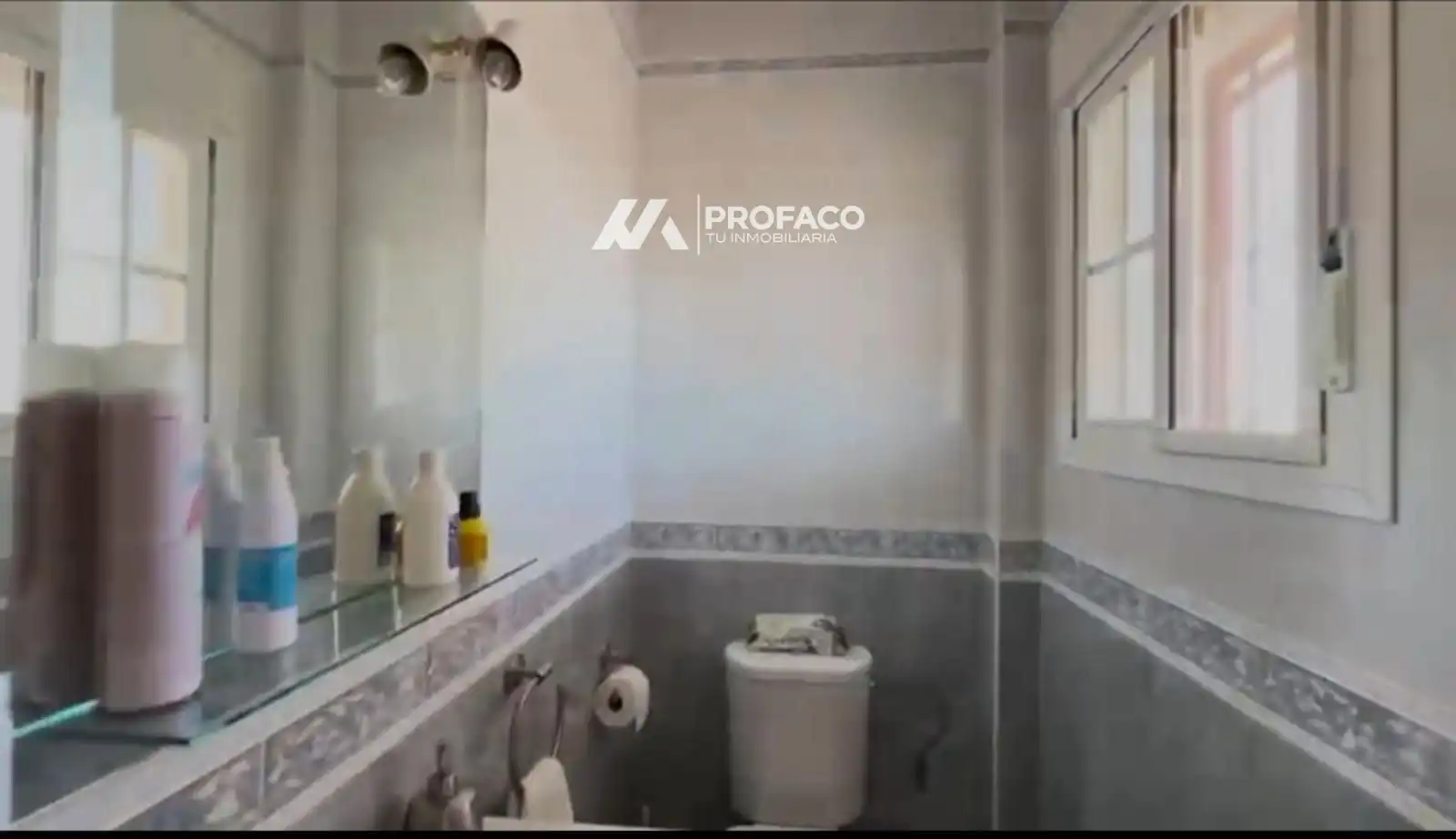 Bathroom of Houses for sale in Jerez de la Frontera  with Heating, Parquet flooring and Terrace