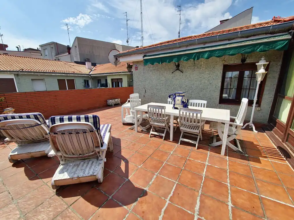 Terraza de Piso en venta en Santurtzi  con Calefacción y Terraza
