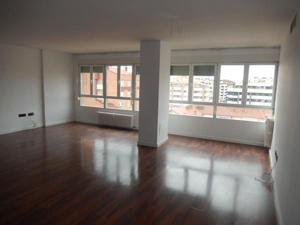 Living room of Flat for sale in  Albacete Capital  with Air Conditioner, Heating and Parquet flooring