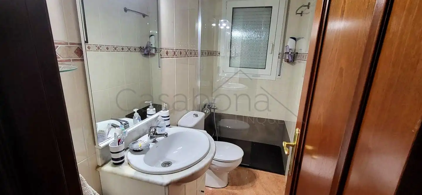 Baño de Casa o chalet en venta en Olost con Jardín privado, Terraza y Piscina