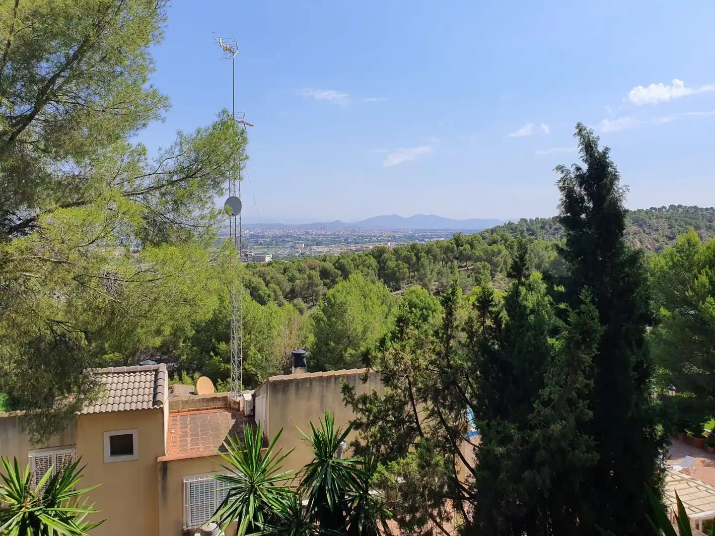 Vista exterior de Casa o chalet en venta en Murcia con Trastero y Piscina