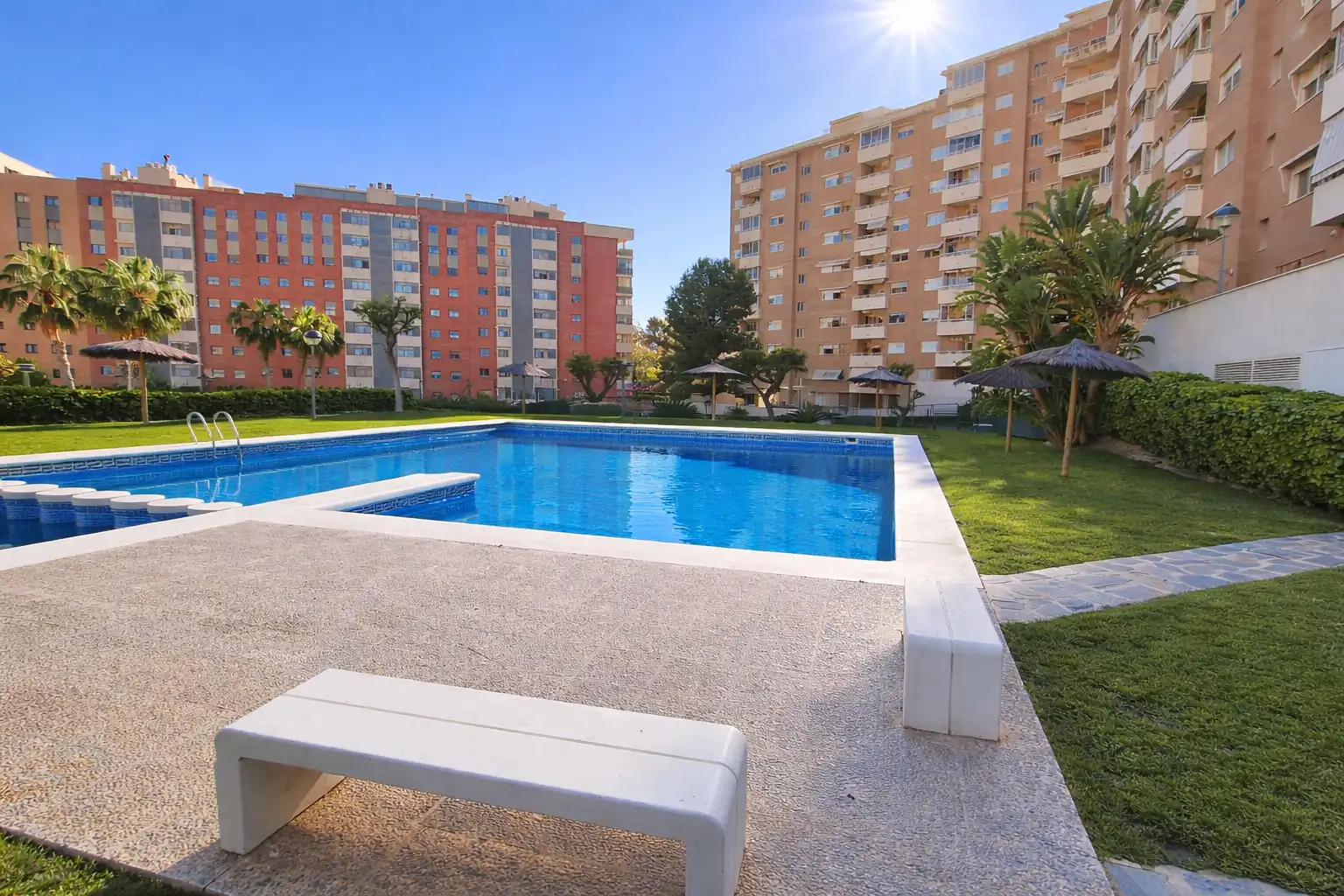 Piscina de Piso en venta en Alicante / Alacant con Aire acondicionado, Calefacción y Terraza