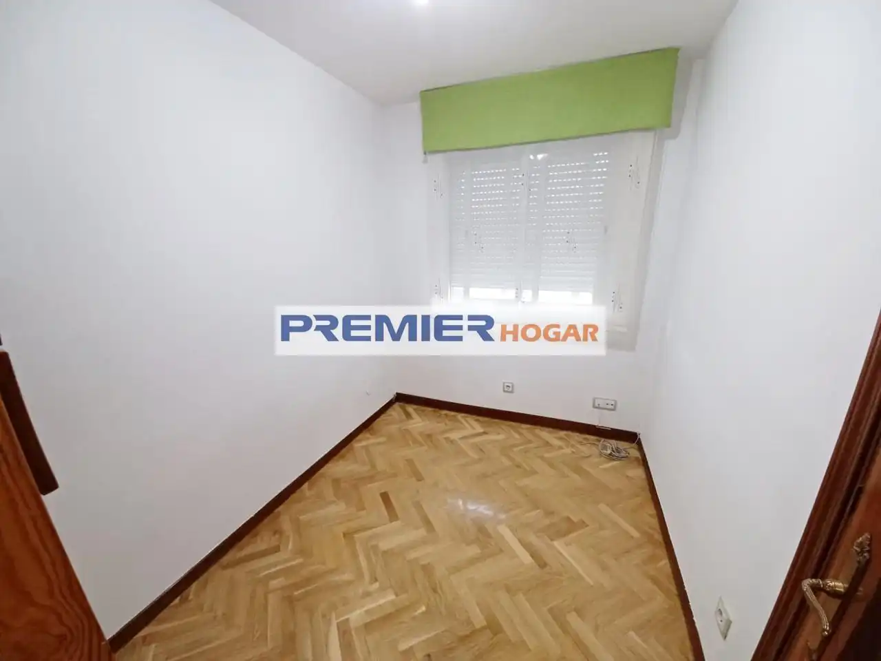Flat for sale in Coslada  with Heating, Parquet flooring and Terrace