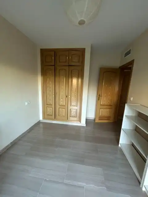 Wohnung zur Miete in Ciudad Jardín - Zoco