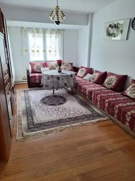 Sala d'estar de Pis en venda en Ibarra amb Calefacció i Balcó