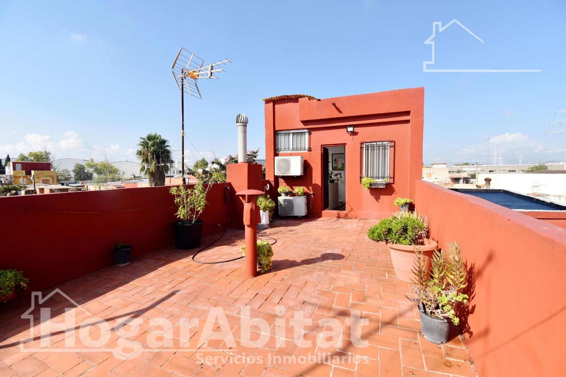 Terraza de Casa o chalet en venta en Almazora / Almassora con Terraza y Jacuzzi