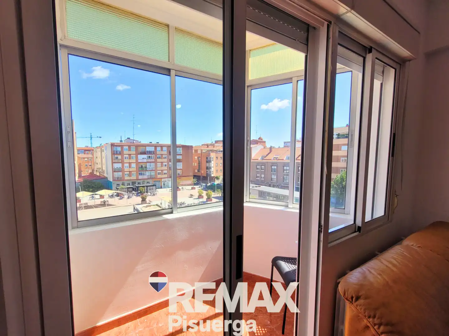 Vista exterior de Piso en venta en Valladolid con Calefacción y Balcón