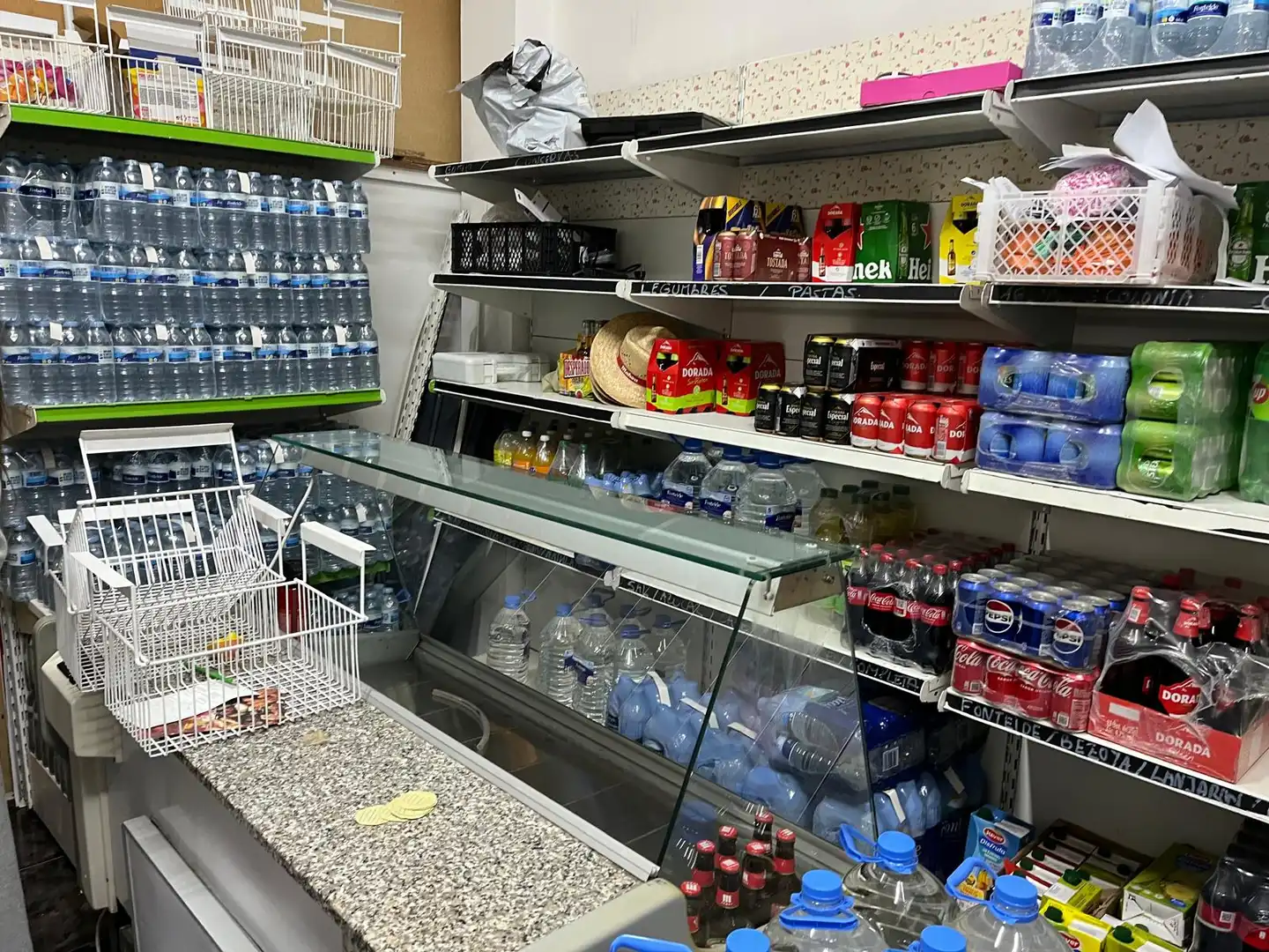 Local en traspaso en Los Realejos con Amueblado