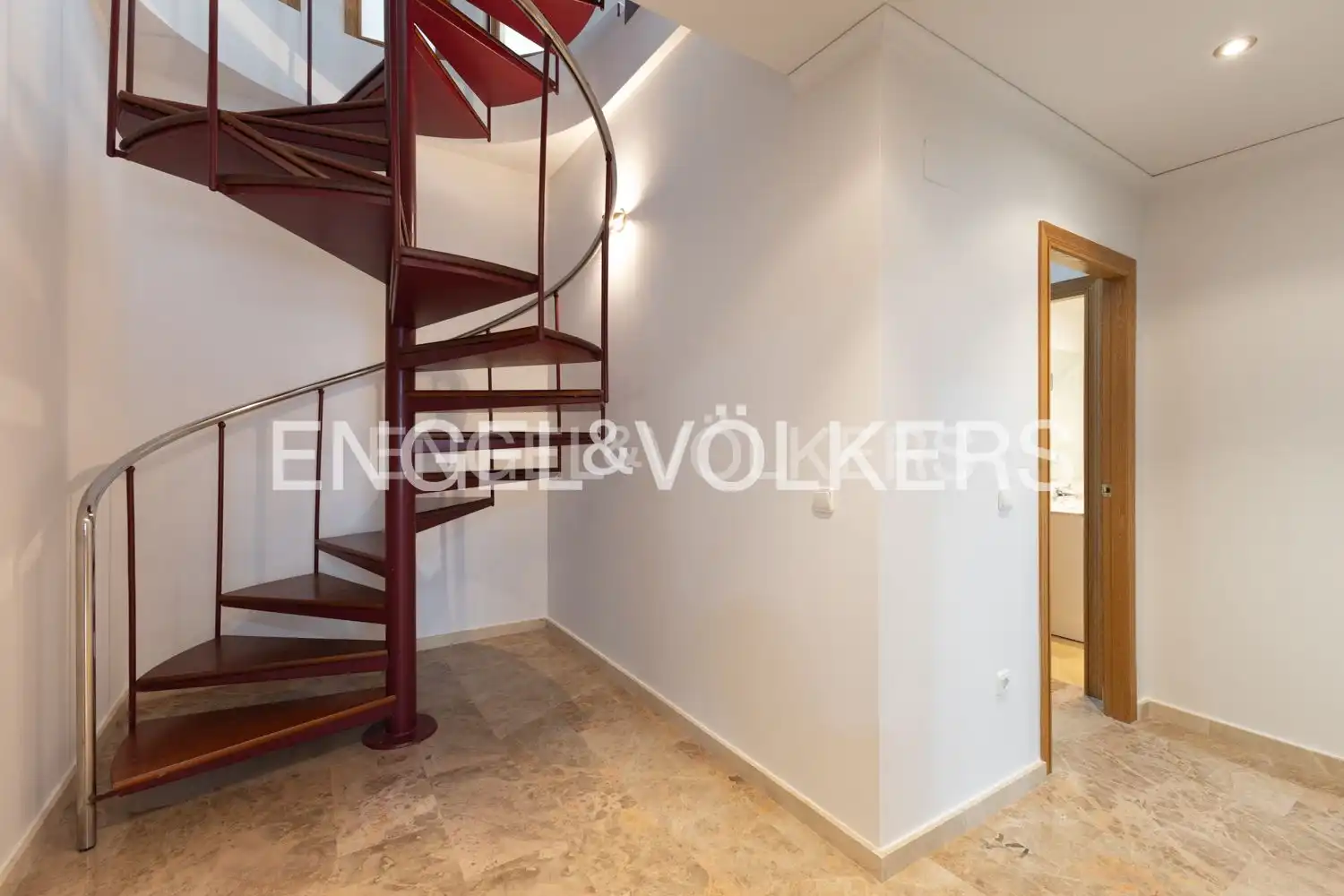 Dúplex de alquiler en Alzira con Aire acondicionado, Calefacción y Terraza