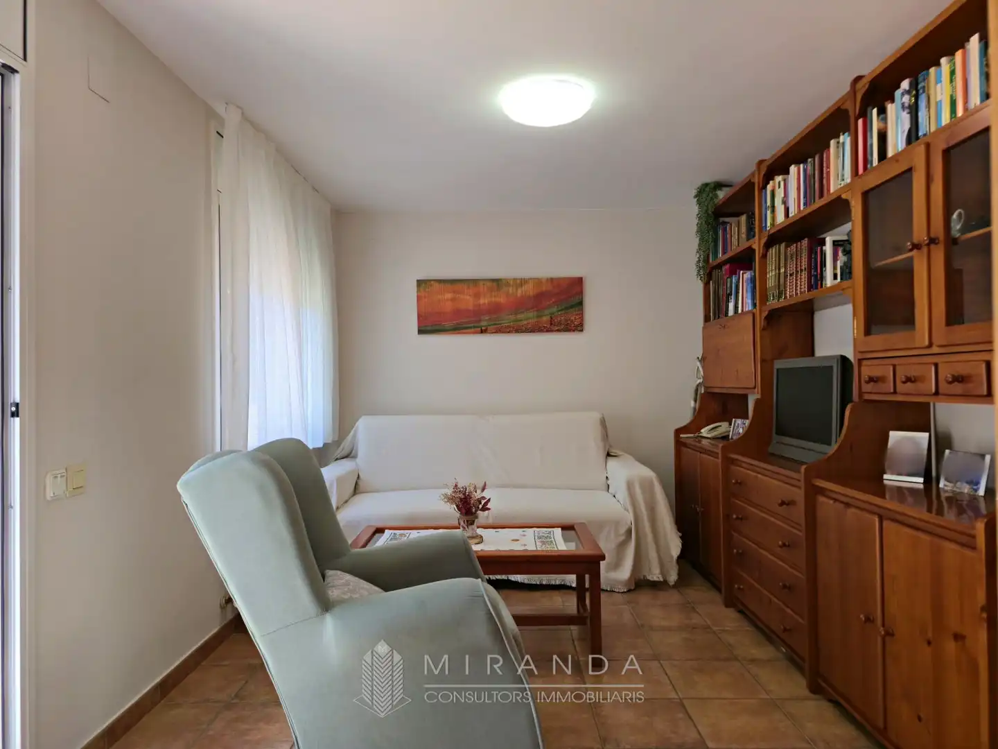 Sala de estar de Casa adosada en venta en Granollers con Aire acondicionado, Calefacción y Jardín privado