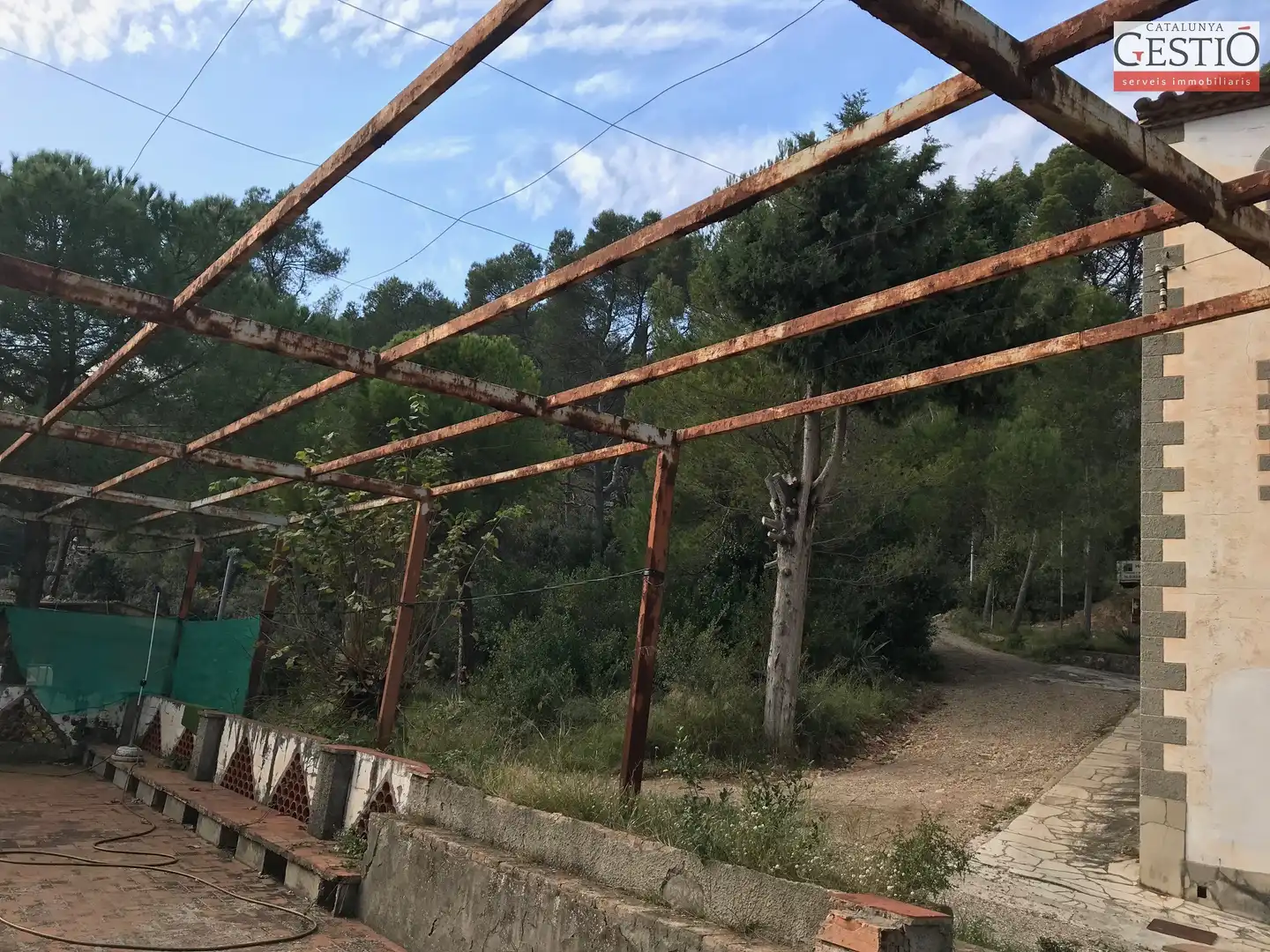 Edifici en venda a Carrer Sant Jordi, La Palma de Cervelló